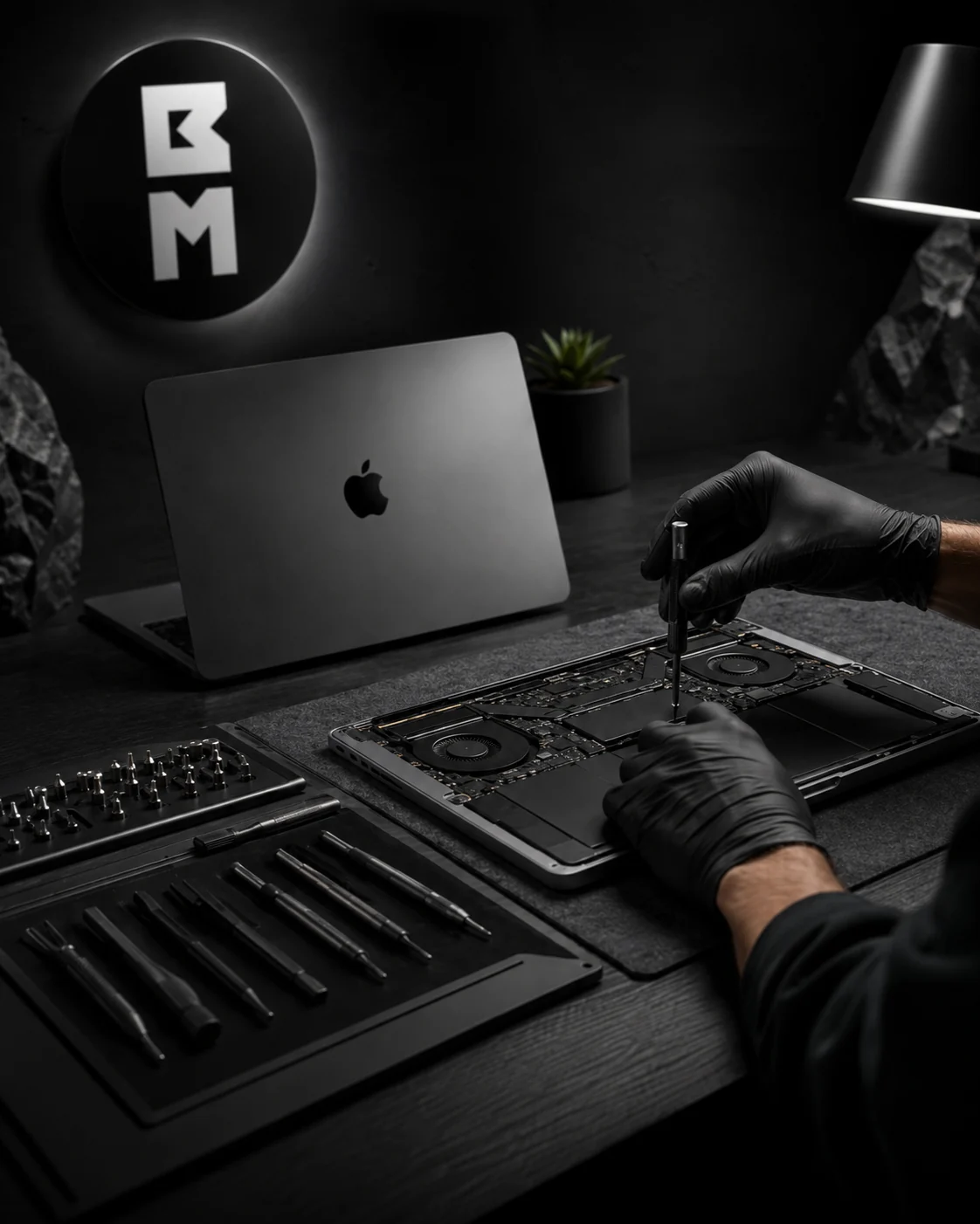 Mantenimiento especializado de MacBook en Black Market